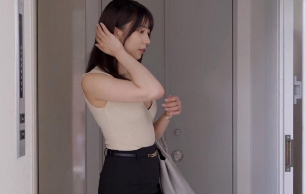 图片[3]-山岸逢花—烧气的女同事！-聚优物